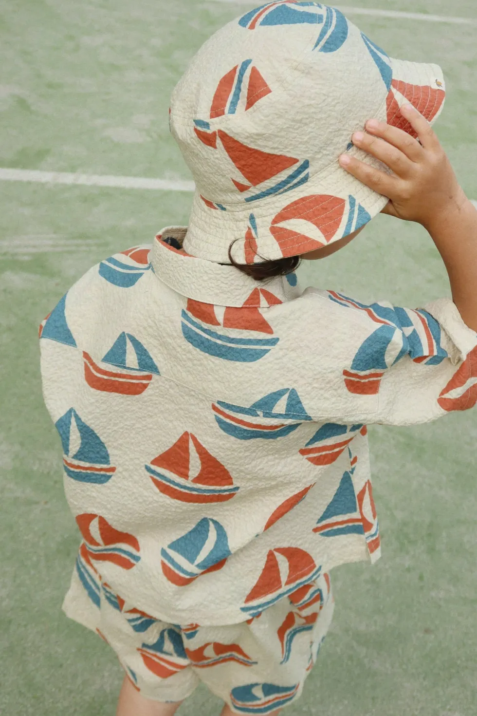 Elliot Bøllehat - ahoy