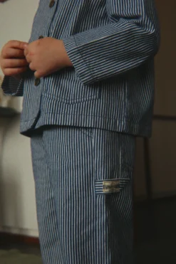 Luc Bukser - blue stripe