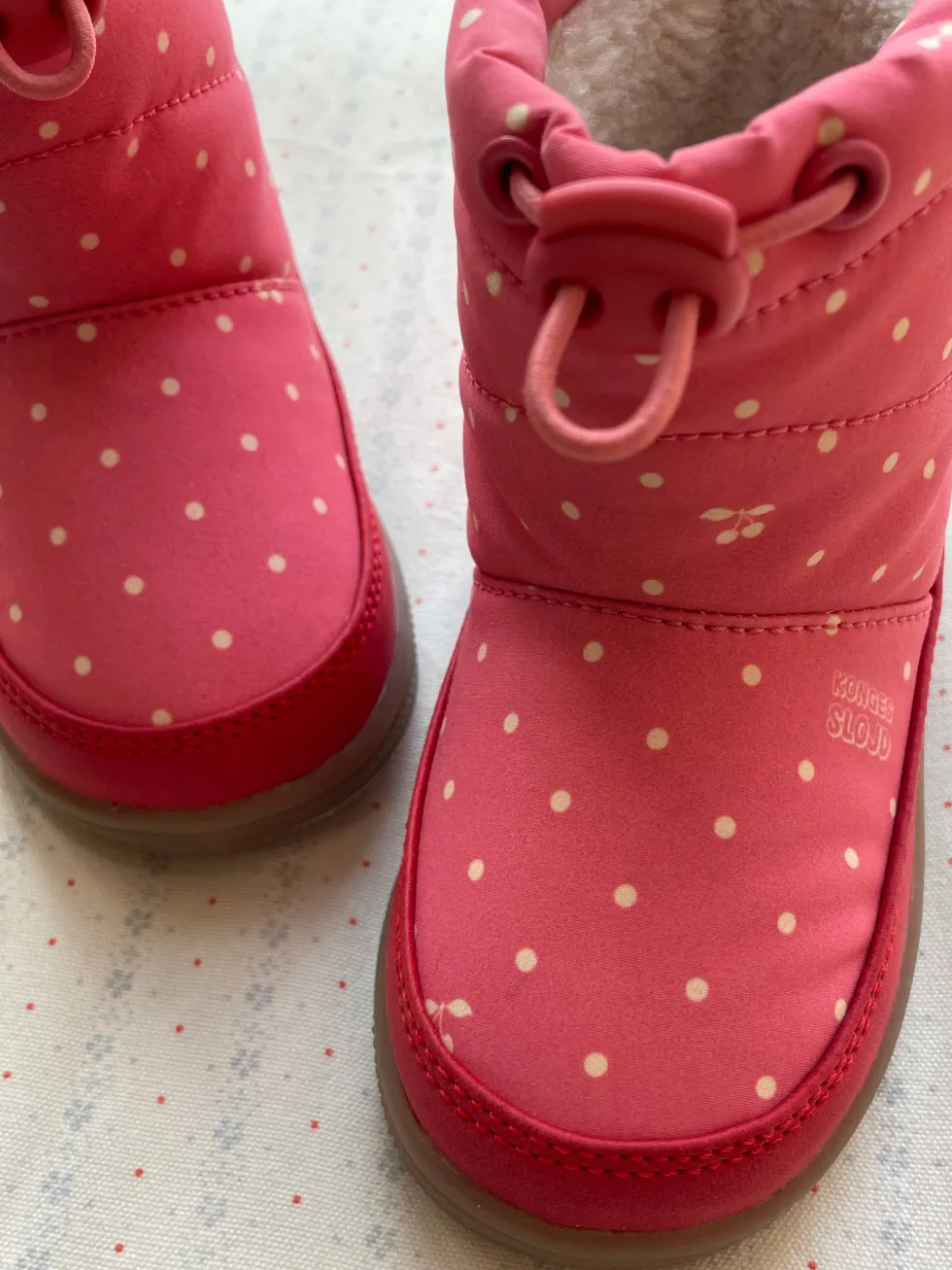 STORMA BOOT - cherry berry dot