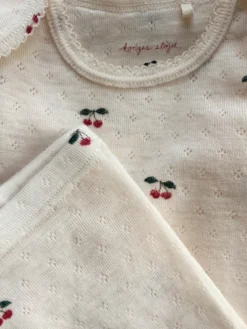 Uma body - cherry